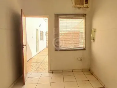 Conjunto Comercial / Sala para alugar, 185m² no Centro, Itatiba