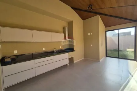 Casa de Condomínio com 3 Quartos para alugar, 156m² no , Cravinhos