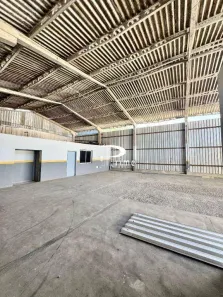 Galpão / Depósito / Armazém para alugar, 600m² no Itaipu, Niterói