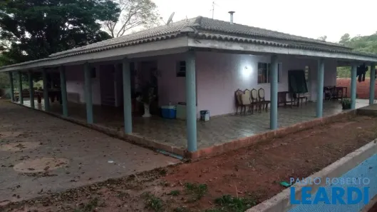 Fazenda / Sítio / Chácara com 3 Quartos à venda, 516m² no Condomínio Residencial Shamballa III, Atibaia