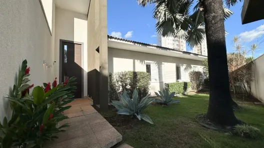 Casa com 4 Quartos à venda, 551m² no Plano Diretor Sul, Palmas