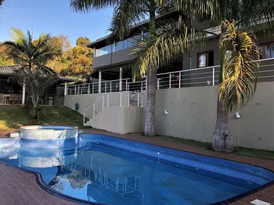 Casa com 5 Quartos para venda ou aluguel, 890m² no Chácara Santa Lúcia, Carapicuíba
