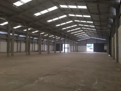 Galpão / Depósito / Armazém para venda ou aluguel, 3000m² no Sol e Mar, Macaé