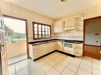 Casa com 3 Quartos à venda, 245m² no Badenfurt, Blumenau