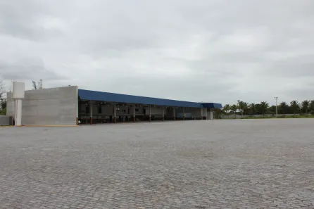 Galpão / Depósito / Armazém para venda ou aluguel, 56798m² no Bairro Sinagoga (Tamoios), Cabo Frio