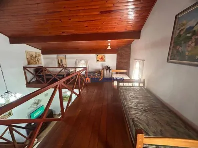 Fazenda / Sítio / Chácara com 8 Quartos para venda ou aluguel, 1000m² no Cachoeira, Atibaia