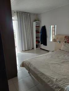 Sobrado com 3 Quartos à venda, 140m² no Vila Torres, Campo Largo