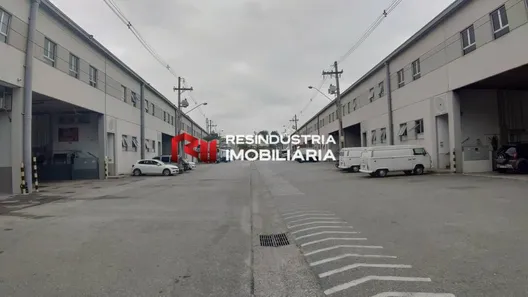 Galpão / Depósito / Armazém para alugar, 889m² no Santa Fé, Osasco