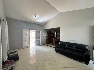 Casa de Condomínio com 3 Quartos à venda, 211m² no Região dos Lagos, Brasília
