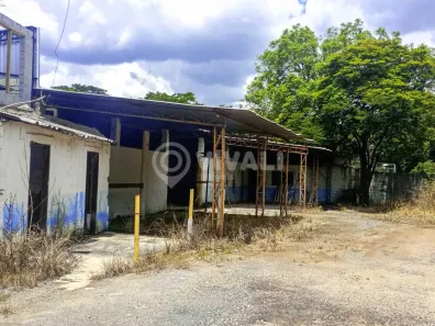 Galpão / Depósito / Armazém para venda ou aluguel, 348m² no Jardim da Luz, Itatiba