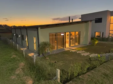 Casa com 3 Quartos à venda, 190m² no Sarapuí, Sarapuí
