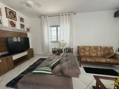 Casa de Condomínio com 2 Quartos para alugar, 117m² no Guilhermina, Praia Grande