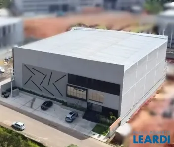 Galpão / Depósito / Armazém para alugar, 1700m² no Portão, Arujá