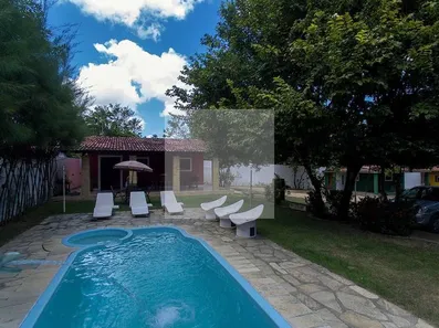 Fazenda / Sítio / Chácara com 6 Quartos à venda, 5000m² no Centro, Santa Rita