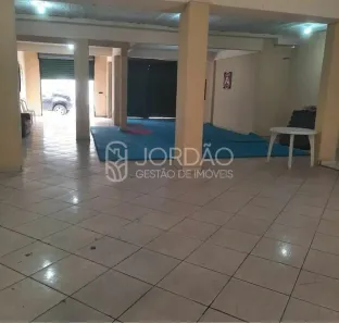 Loja / Salão / Ponto Comercial à venda, 180m² no Coelho, São Gonçalo