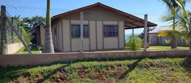Fazenda / Sítio / Chácara com 2 Quartos à venda, 77m² no , Sertanópolis