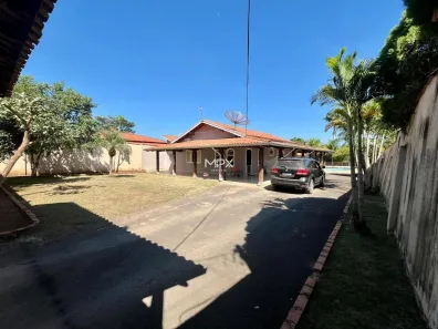 Fazenda / Sítio / Chácara com 3 Quartos à venda, 353m² no Chácaras Veneza, Piracicaba