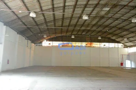 Galpão / Depósito / Armazém para venda ou aluguel, 2300m² no Jardim Itaquiti, Barueri