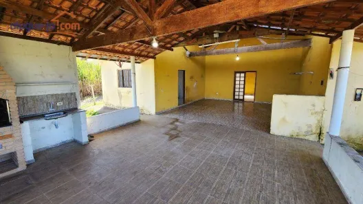 Fazenda / Sítio / Chácara com 4 Quartos à venda, 180m² no Chácara Marambaia, Caçapava
