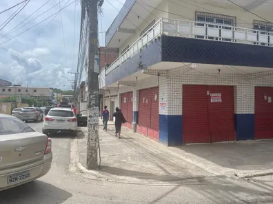 Prédio Inteiro para alugar, 60m² no Centro, Camaçari