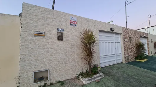 Casa com 3 Quartos à venda, 200m² no Jaçanaú, Maracanaú