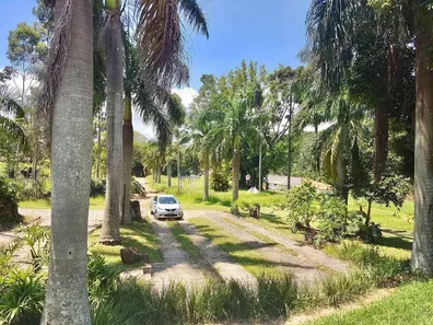 Fazenda / Sítio / Chácara com 8 Quartos para venda ou aluguel, 1000m² no , Cabreúva