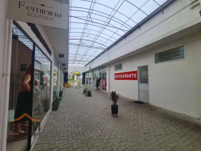 Conjunto Comercial / Sala para alugar, 20m² no Lídia Duarte, Camboriú