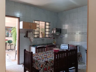 Prédio Inteiro com 5 Quartos à venda, 98m² no Parque das Grevíleas I parte, Maringá