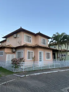 Casa de Condomínio com 3 Quartos para alugar, 105m² no Jardim Campomar, Rio das Ostras