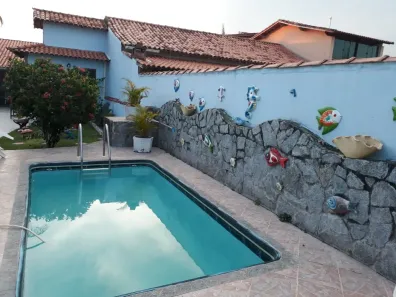 Casa de Condomínio com 2 Quartos para alugar, 170m² no Praia Seca, Araruama