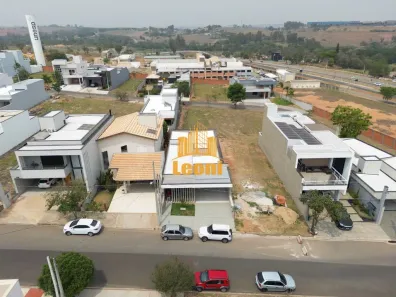Casa de Condomínio com 3 Quartos à venda, 168m² no Jardim das Flores, São João da Boa Vista
