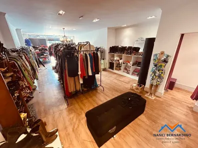 Prédio Inteiro à venda, 592m² no Arujá Country Club, Arujá