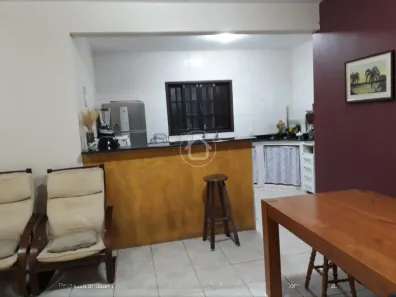 Sobrado com 4 Quartos à venda, 182m² no Centro, São Francisco do Sul