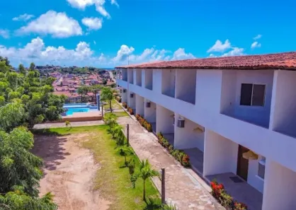 Hotel / Motel / Pousada com 16 Quartos à venda, 700m² no , Baía Formosa