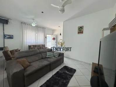 Casa de Condomínio com 2 Quartos para alugar, 117m² no Guilhermina, Praia Grande