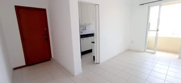 Apartamento com 2 Quartos à venda, 63m² no Barreiros, São José