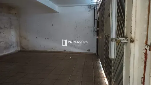 Casa Comercial para alugar, 231m² no Tingidor, Embu das Artes
