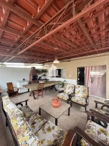 Sobrado com 3 Quartos à venda, 306m² no Santa Maria, Belford Roxo