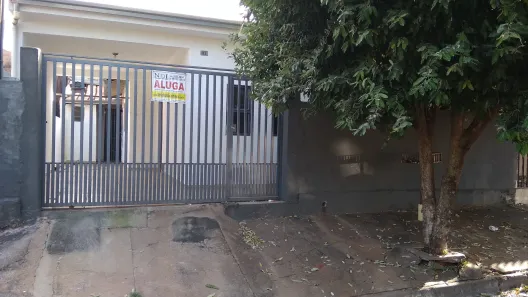 Casa com 3 Quartos para alugar, 135m² no Conjunto Habitacional Ana Jacinta, Presidente Prudente