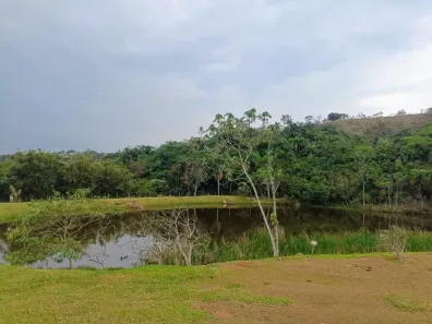 Fazenda / Sítio / Chácara com 5 Quartos à venda, 6000m² no Ajuda, Guararema