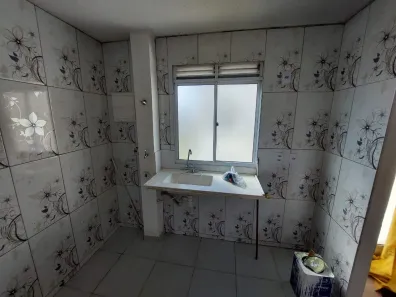 Apartamento com 2 Quartos para alugar, 50m² no Chácara Holiday, Itaquaquecetuba