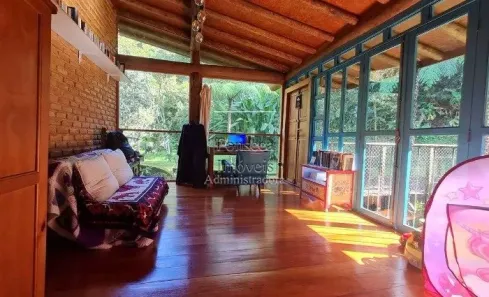 Casa com 2 Quartos à venda, 900m² no Independência, Petrópolis