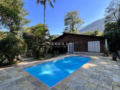 Casa de Condomínio com 3 Quartos à venda, 250m² no Caneca Fina, Guapimirim