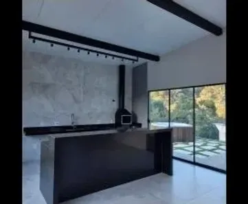 Casa de Condomínio com 3 Quartos para venda ou aluguel, 286m² no Salvaterra, Juiz de Fora