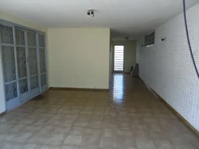 Casa Comercial com 4 Quartos para alugar, 300m² no Vila Prado, São Carlos