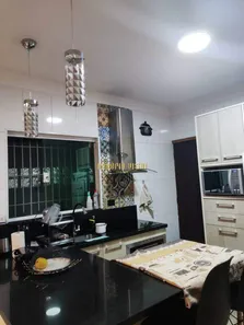 Casa com 3 Quartos à venda, 110m² no Jardim Santa Lúcia, Suzano