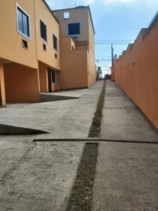 Casa com 2 Quartos para venda ou aluguel, 100m² no Paiol de Pólvora, Nilópolis