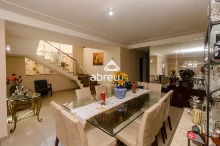 Casa com 5 Quartos à venda, 228m² no Dix-Sept Rosado, Natal