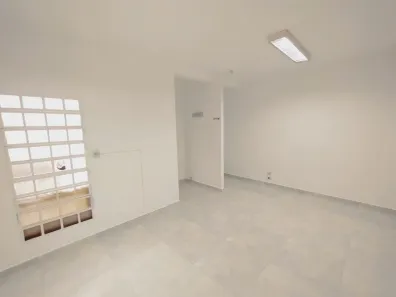Loja / Salão / Ponto Comercial com 2 Quartos para alugar, 55m² no Vila Romana, São Paulo