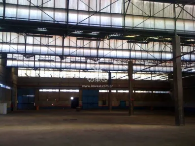 Galpão / Depósito / Armazém para venda ou aluguel, 4975m² no Casa Grande, Diadema